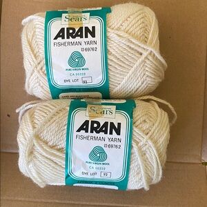Aran Fisherman Yarn pure virgin wool 2 Skeins